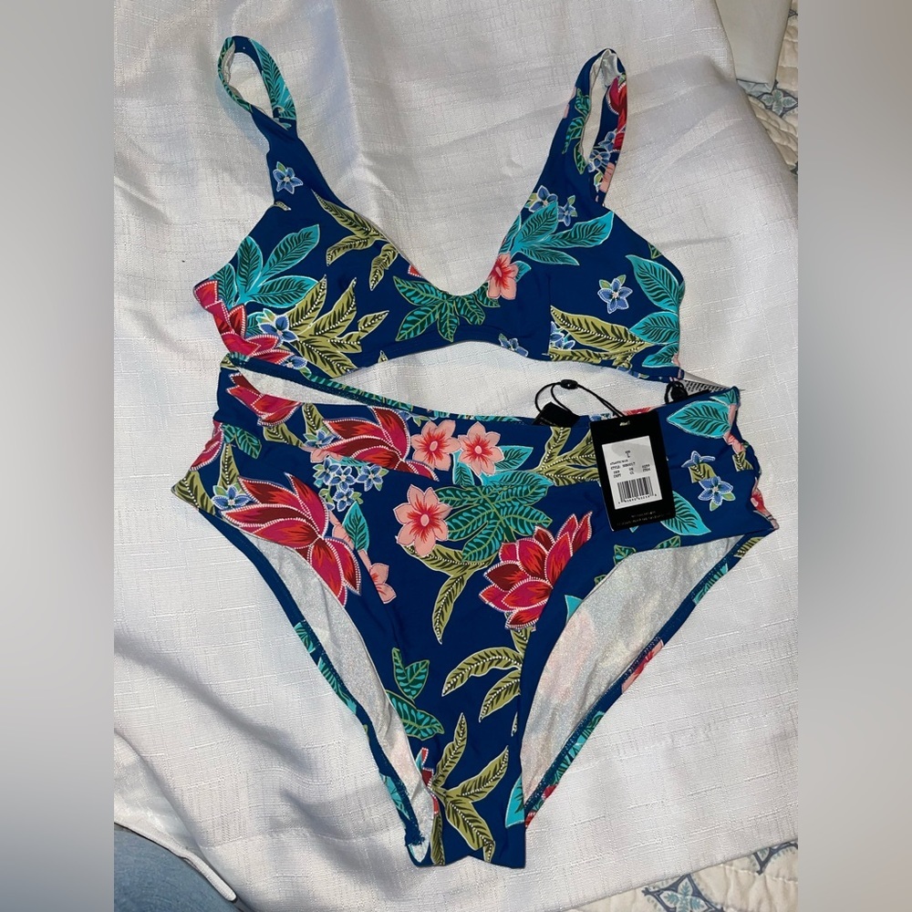 🪩 Sunn Lab Swim Bikini Atlantic Blue bright floral print